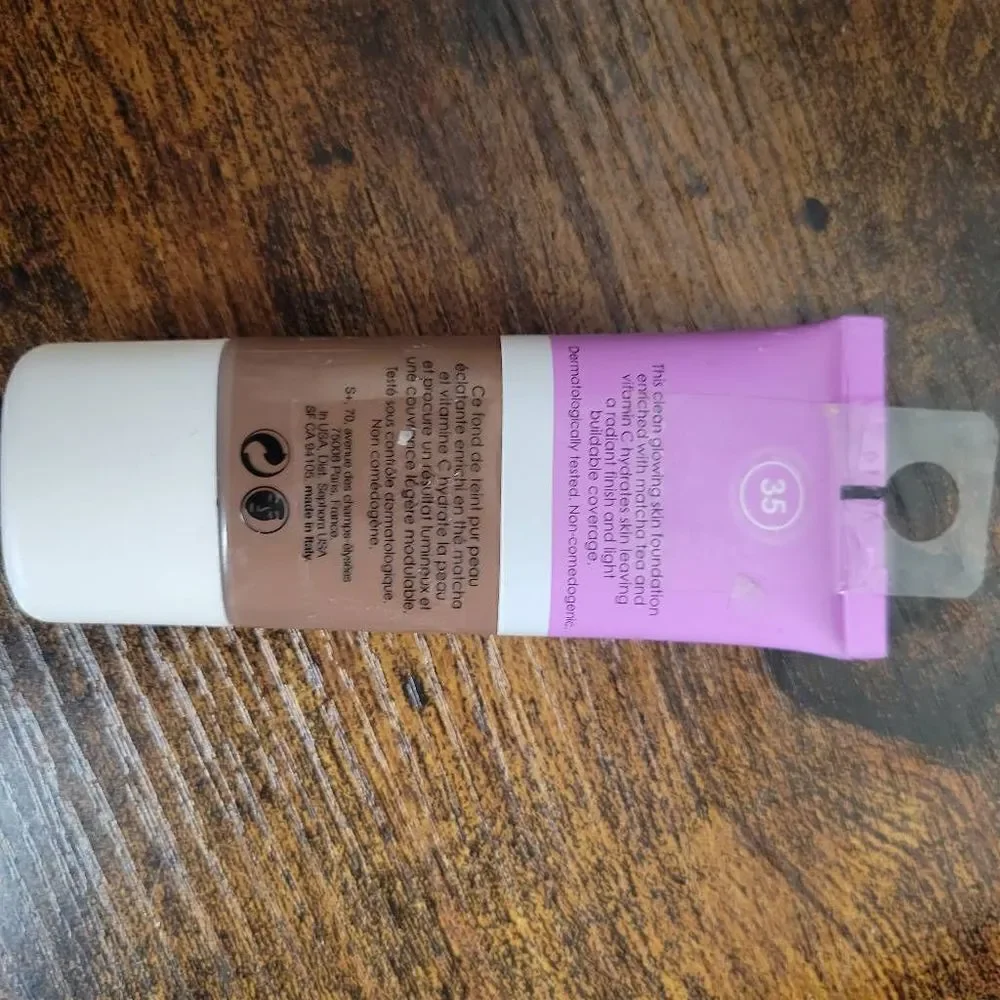 SEPHORA COLLECTION Clean Glowing Skin Foundation Color: 35 Dark with yellow unde